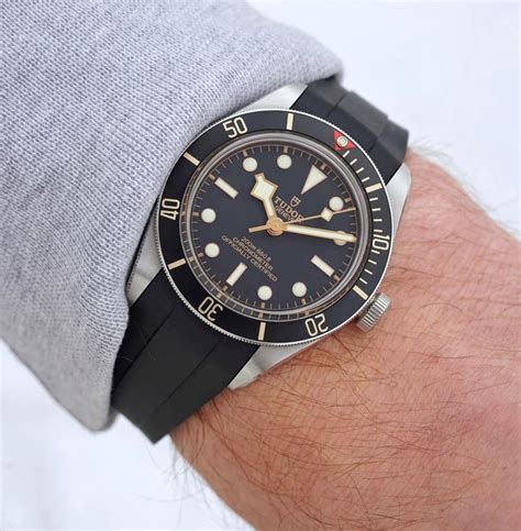 tudor black bay rubber strap.